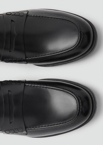MANGO MAN Classic Flats in Black