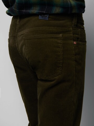 Coupe slim Pantalon MEYER en vert