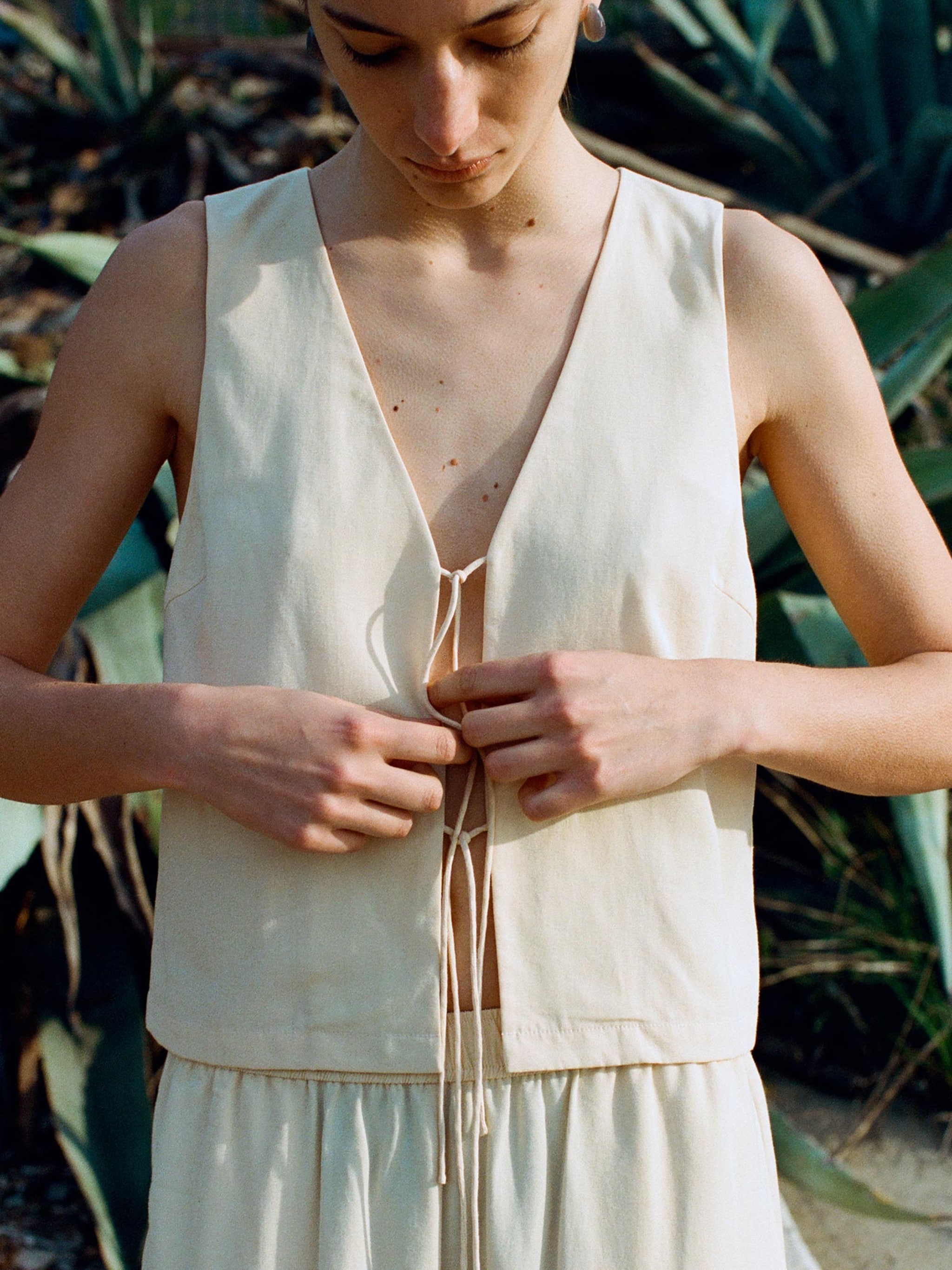 EDITED Produkte Bluse 'Kenley' beige