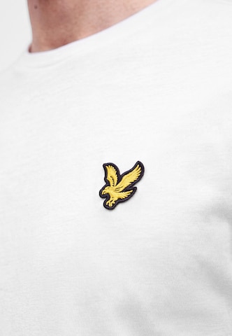 balta Lyle & Scott Marškinėliai