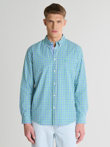 BIG STAR Regular fit Button Up Shirt in Green: front