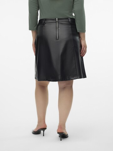 Vero Moda Curve Skirt 'Silla' in Black