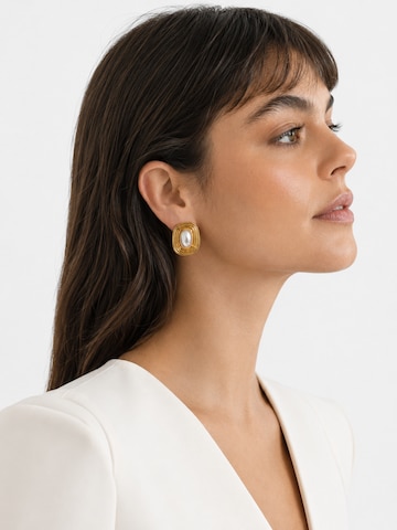 RteRme Earrings 'Cara Earrings' in Gold