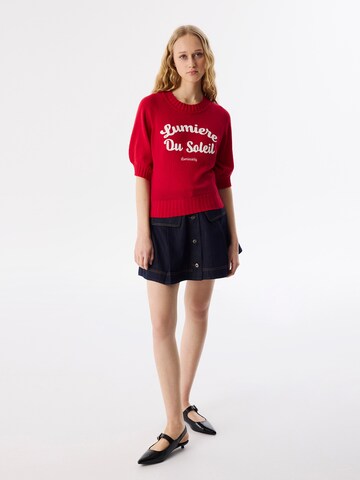 Twist Sweater in Red