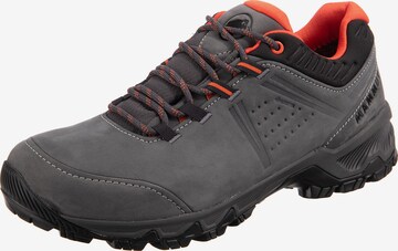 MAMMUT Boots in Grey: front
