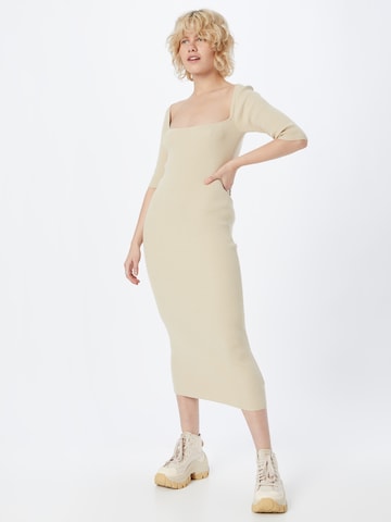 Robe Calvin Klein en beige : devant