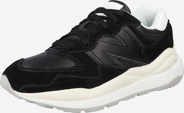 new balance Platform trainers in Black: front