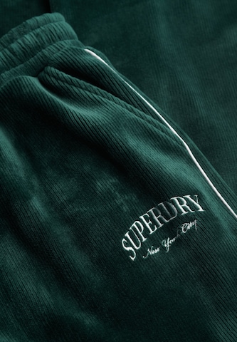 évasé Pantalon 'Country Club' Superdry en vert