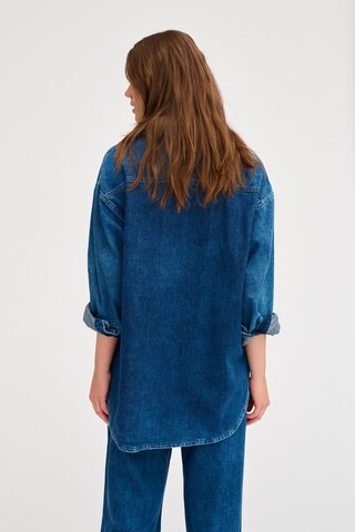 My Essential Wardrobe Bluse 'Malo' i blå