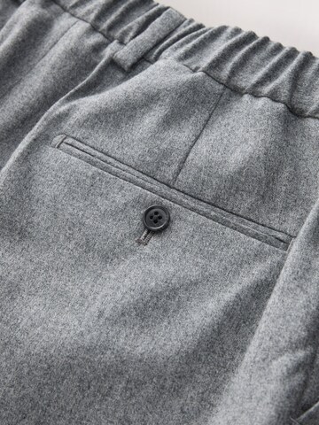 Next Regular Hose in Grau