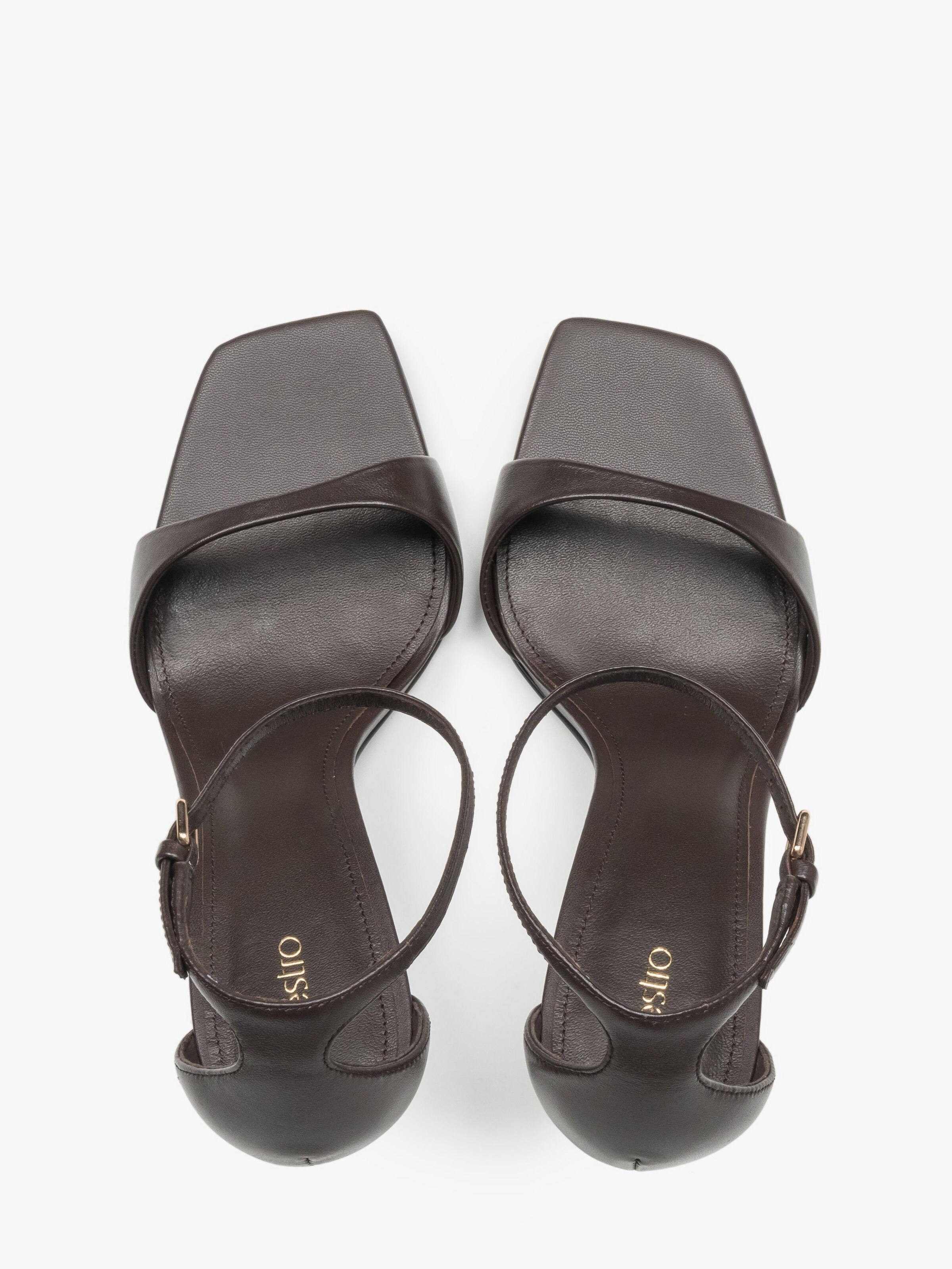 Estro - Sandalias '679-01' en marrón