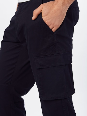 Tapered Pantaloni cargo 'Cam Stage' di Only & Sons in nero