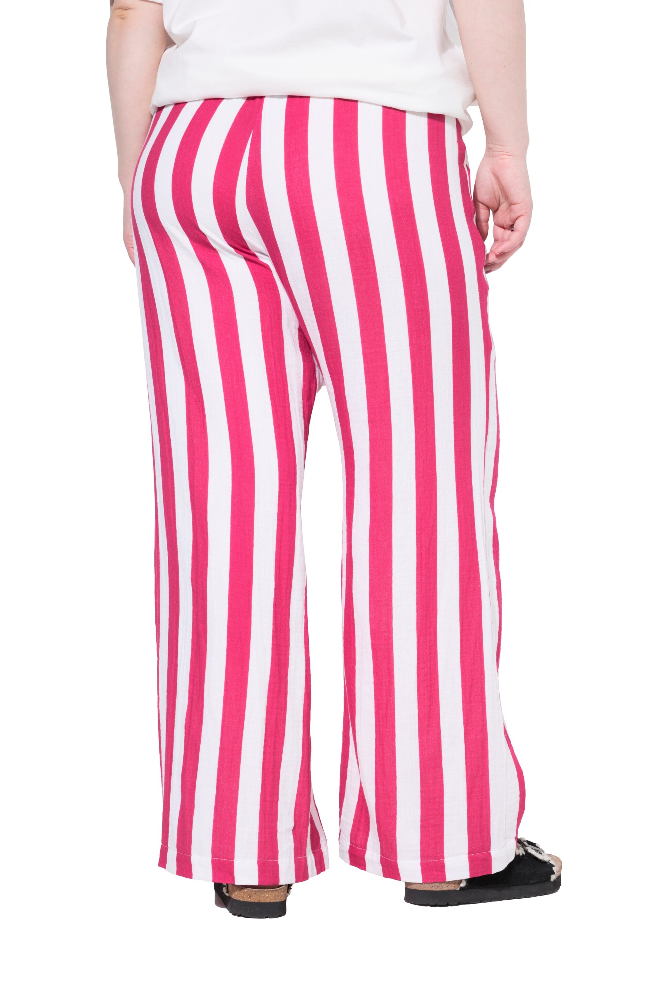 Studio Untold Loose fit Trousers in Pink