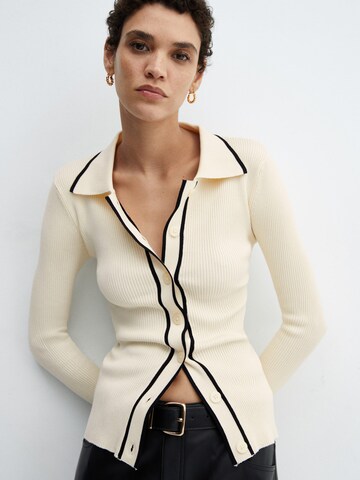 MANGO Gebreid vest 'SHADOWIN' in Beige: voorkant