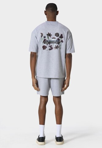 T-Shirt 'Bloom Torque' Pas De Monaco en gris
