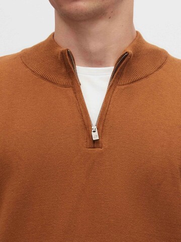 D’S Damat Sweater in Brown