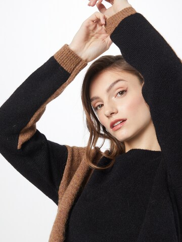 comma casual identity Sweater in Brown