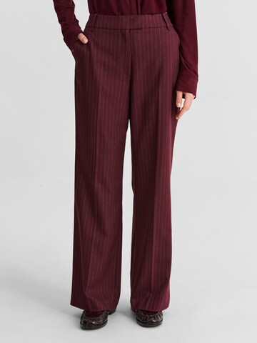 regular Pantaloni con piega frontale 'Zariana 1' di TATUUM in rosso: frontale