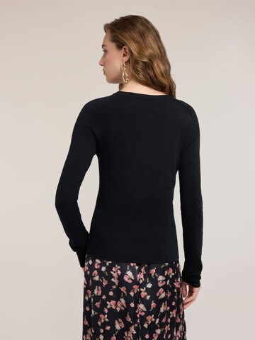 MOTIVI - Jersey en negro