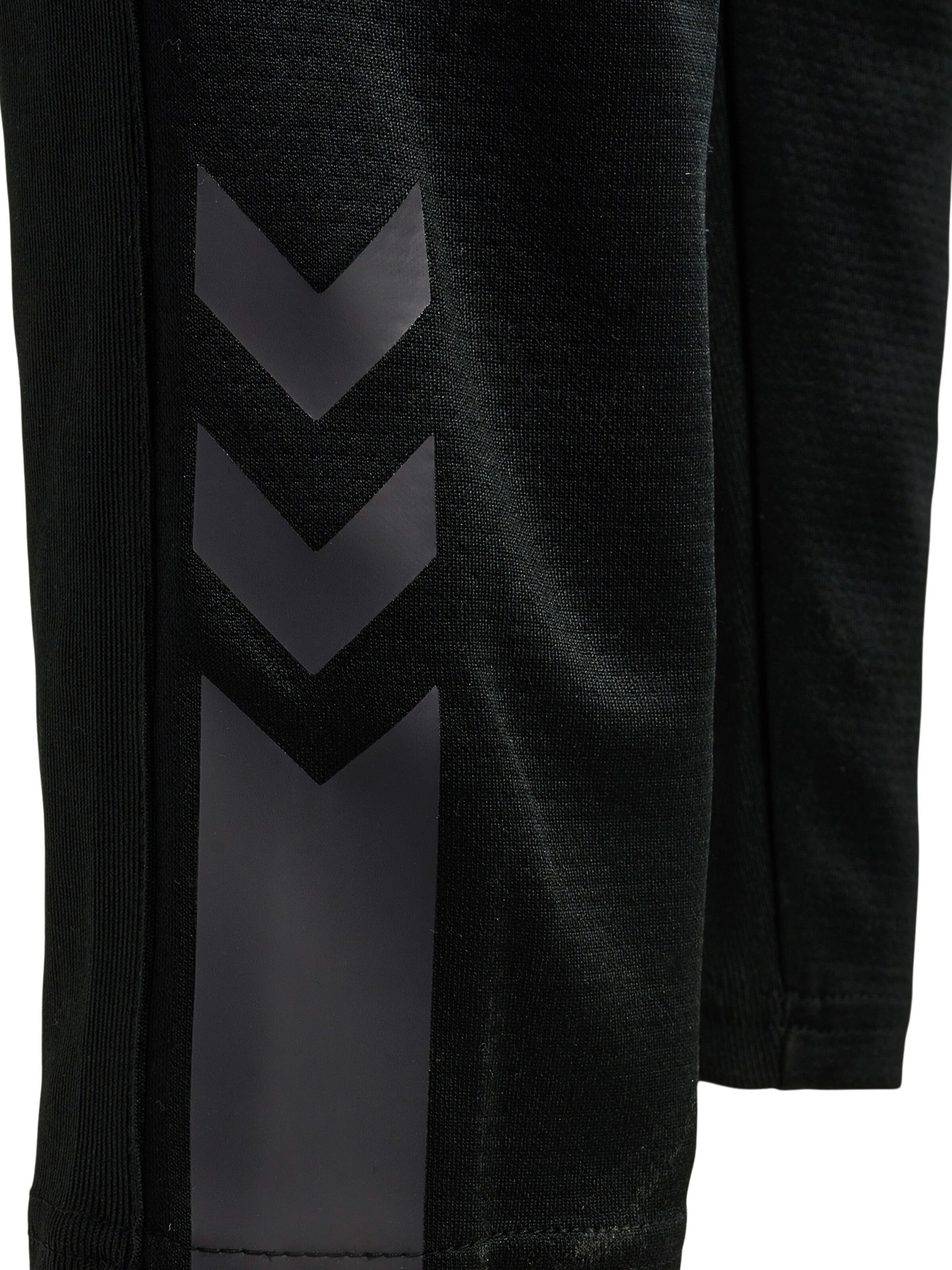 Hummel Regular Workout Pants in Black