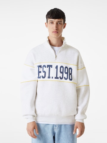 Bershka Sweatshirt in Grijs: voorkant