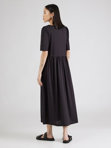 Weekend Max Mara Kleid 'SNACK' in Schwarz