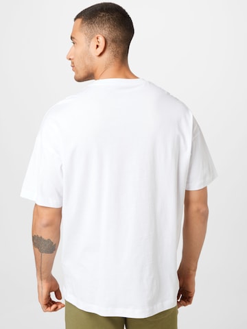 WESTMARK LONDON Koszulka 'Essentials' w kolorze biały