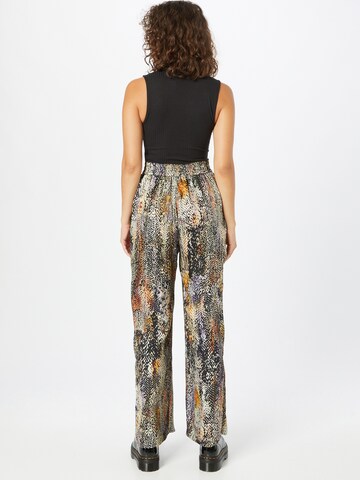 Wide leg Pantaloni cutați 'ABSTRACT' de la River Island pe maro