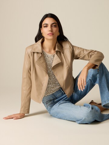 oltre Between-season jacket in Beige: front