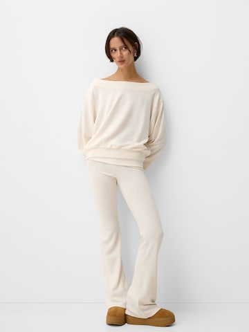Felpa di Bershka in beige