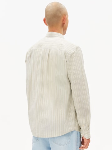 Fit confort Chemise ARMEDANGELS en vert