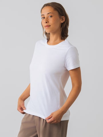 Honest Basics Shirt 'T-shirt Women' in Wit