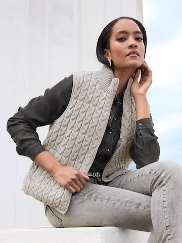 MADELEINE Weste in Grau