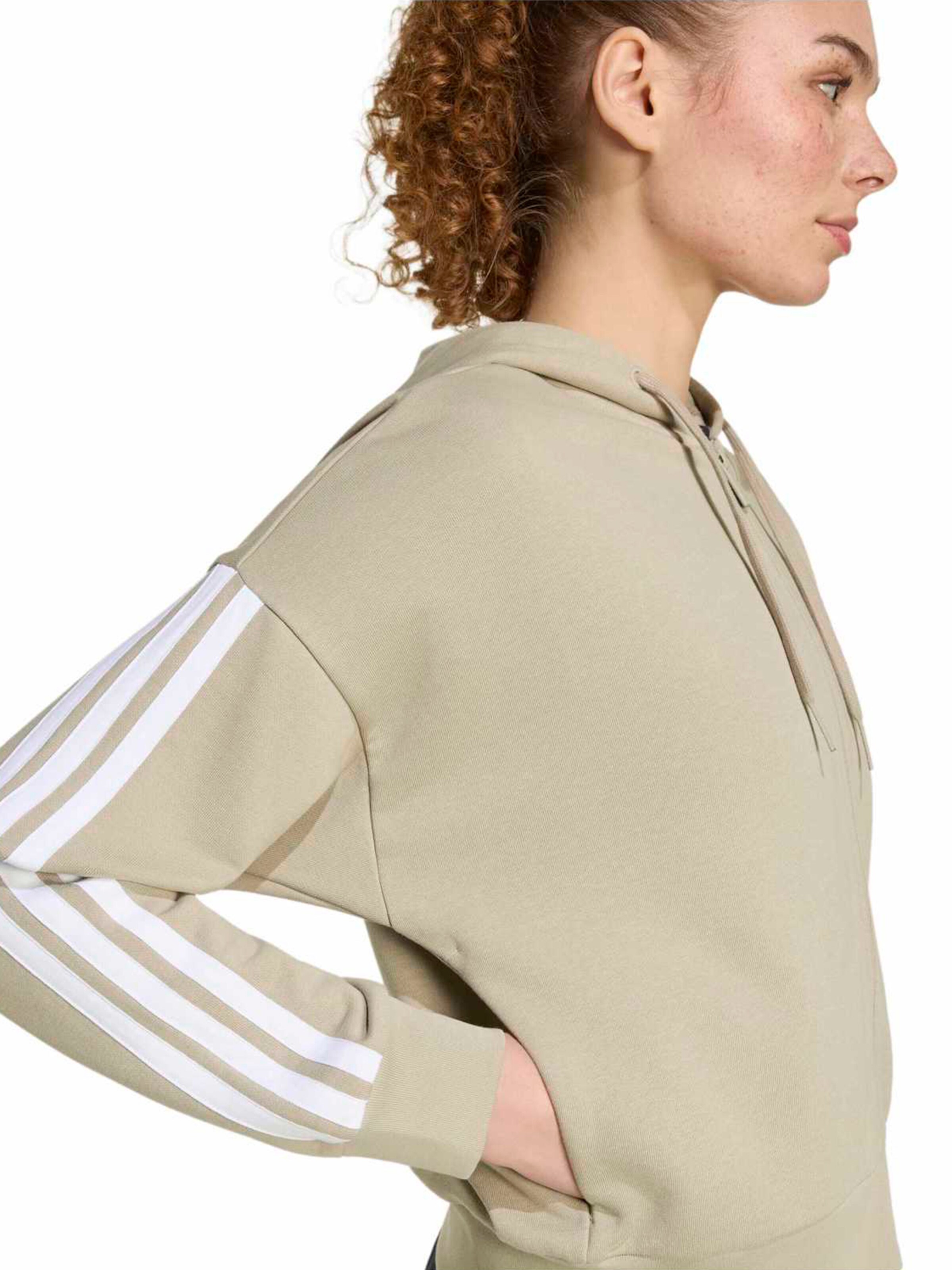ADIDAS SPORTSWEAR Sportlik trikoojakk 'Essentials', värv roheline