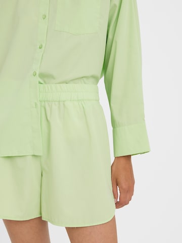 VERO MODAWide Leg/ Široke nogavice Hlače 'HELLA' - zelena boja