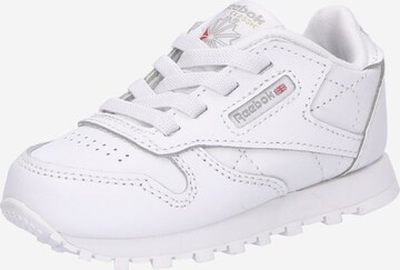 Sneaker di Reebok in bianco: frontale