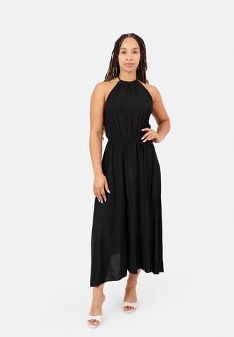 Elara Dress in Black: front