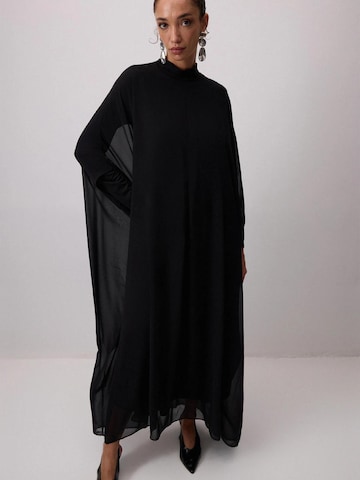 Touché Privé Kleid 'Bat Sleeve Chiffon Dress' in Schwarz