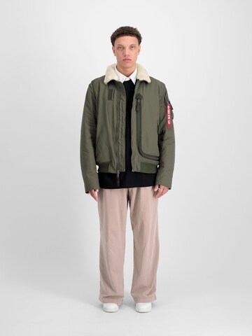 ALPHA INDUSTRIES Between-Season Jacket 'DA-3' in Green