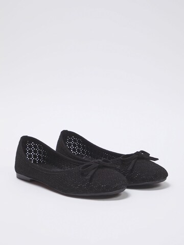 Trendyol Ballet Flats in Black