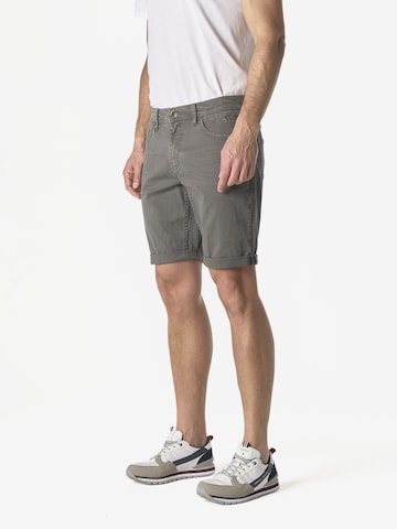 Regular Jean KOROSHI en vert