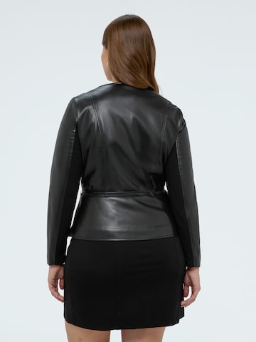 Giacca di mezza stagione di Fiorella Rubino in nero