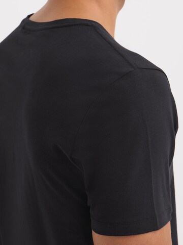 Tricou 'BHDinton' de la BLEND pe negru