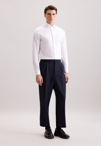 Coupe regular Chemise business SEIDENSTICKER en blanc