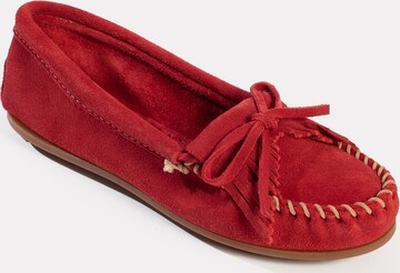 Minnetonka Mocassins 'Kilty' in Rood