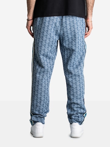 regular Pantaloni di LACOSTE in blu