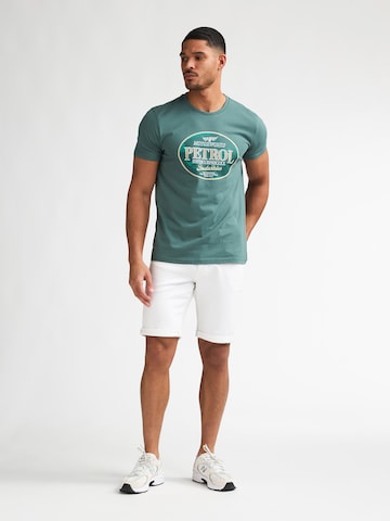 Petrol Industries T-shirt i grön