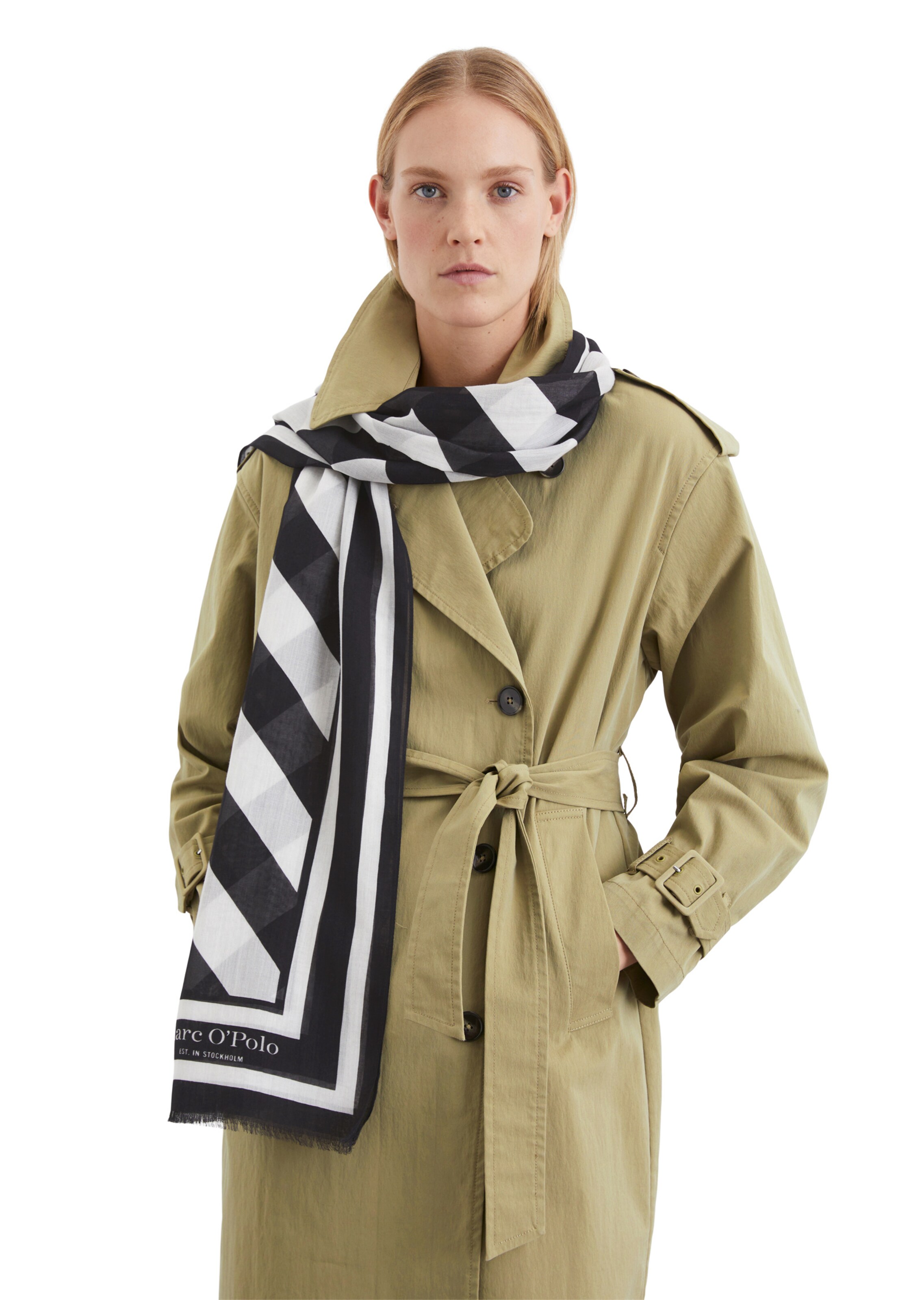 Marc O'Polo Scarf in Blue: front