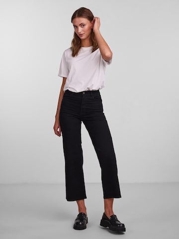 PIECES Flared Jeans 'Peggy' in Schwarz
