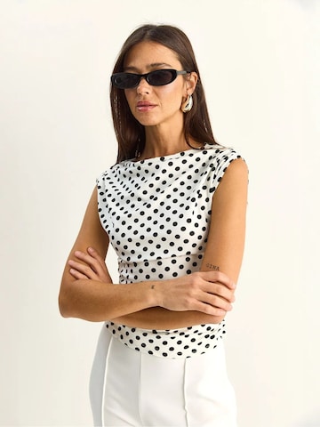 Camicia da donna di Bianco Lucci in bianco